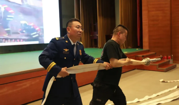屏幕截图 2025-05-15 101456.png